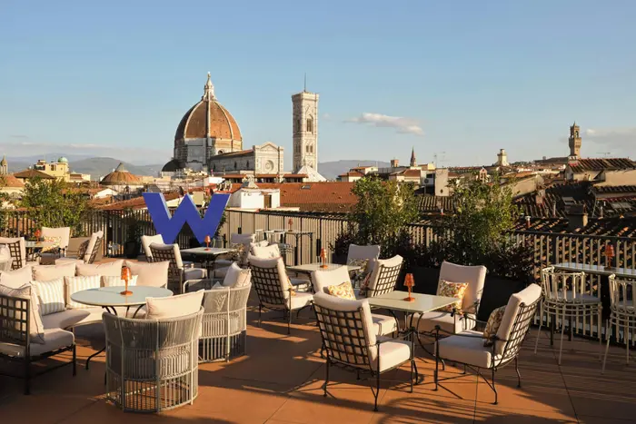 W Florence, Florencia