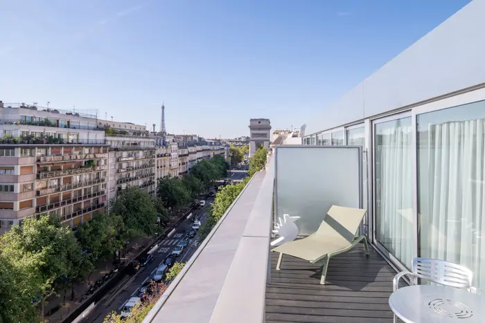 Renaissance Paris Arc de Triomphe Hotel, París