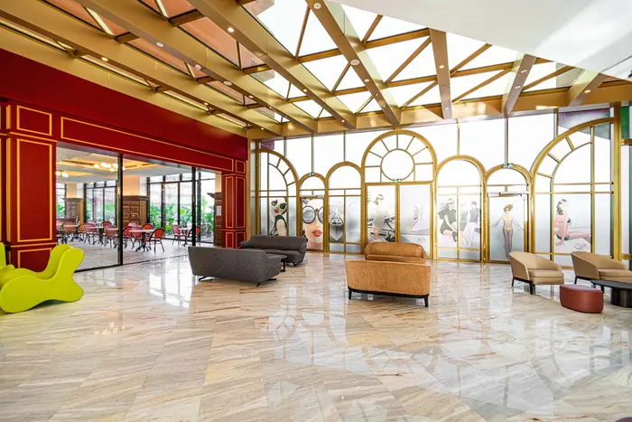 voco Monaco Dubai Heart of Europe by IHG, Dubái