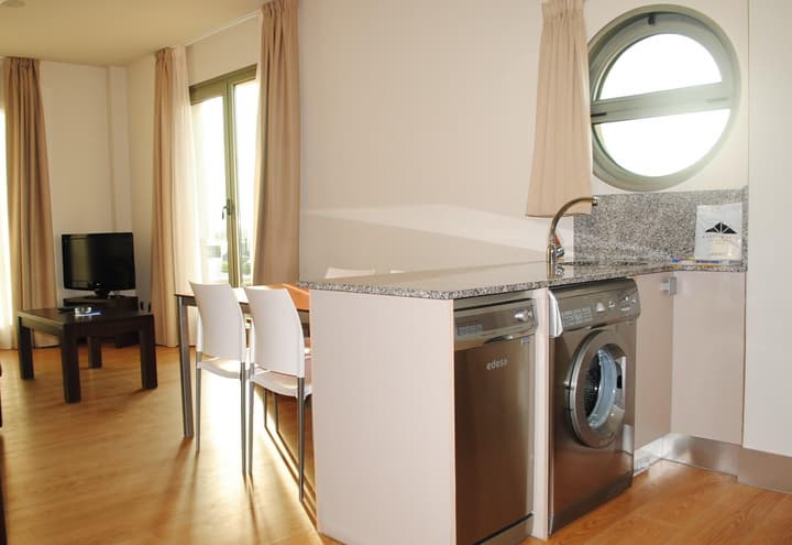 Maritimo Ris Apartmentos