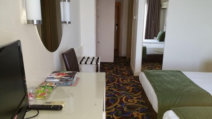 Oscar Resort Hotel