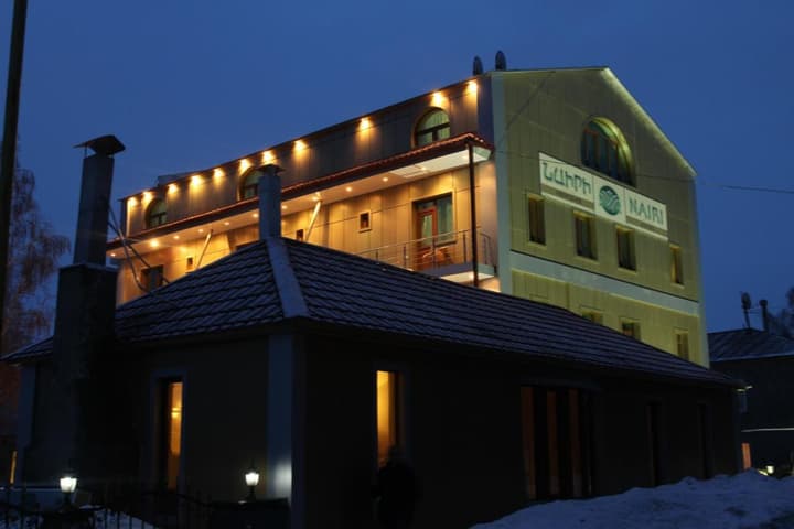 Nairi Hotel