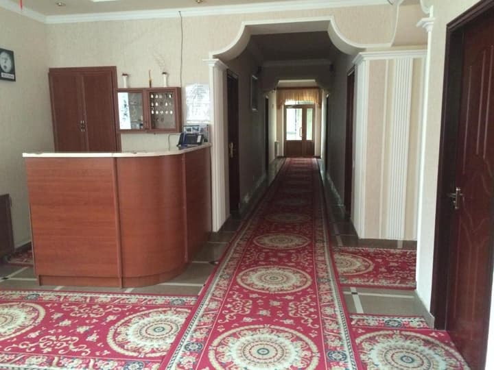 Nairi Hotel