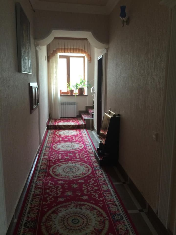 Nairi Hotel