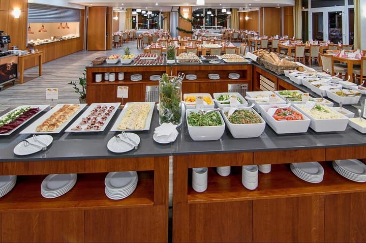 HOTEL SRNI