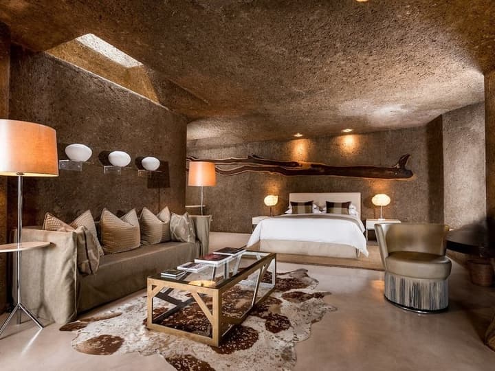 Sabi Sabi Earth Lodge