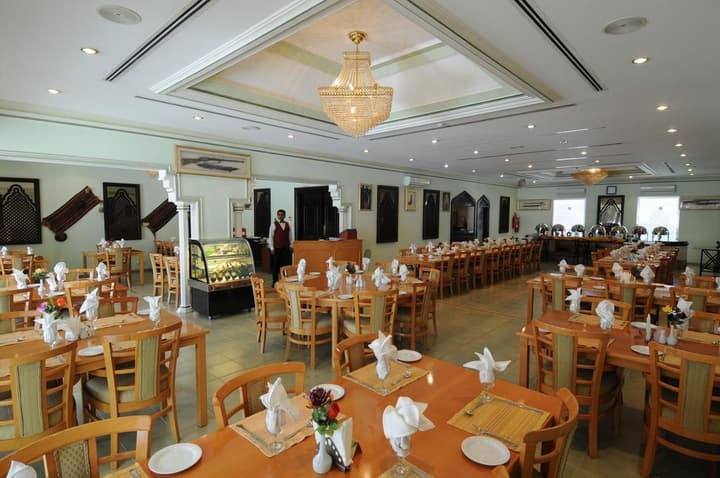 Falaj Daris Hotel