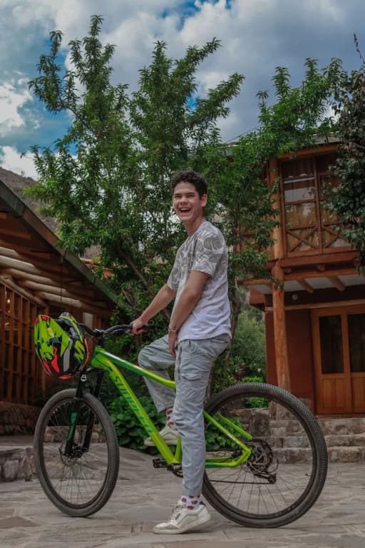 AVA Valle Sagrado Spot