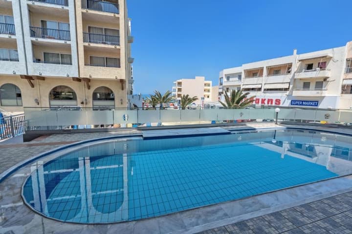 Lefkoniko Icarus Suites