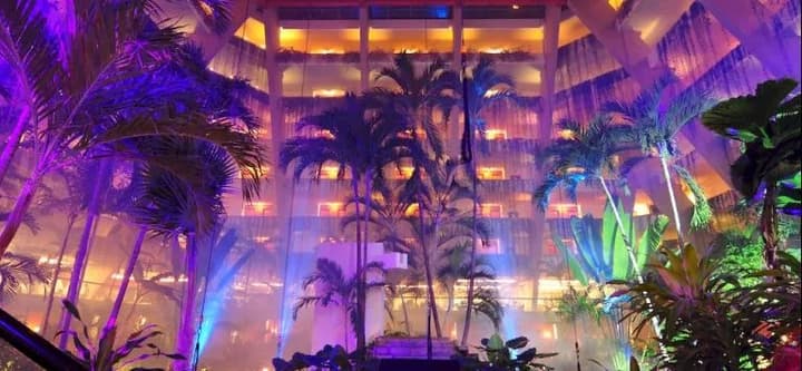 Grand Oasis Cancún & Oasis Cancún Lite & The Pyramid