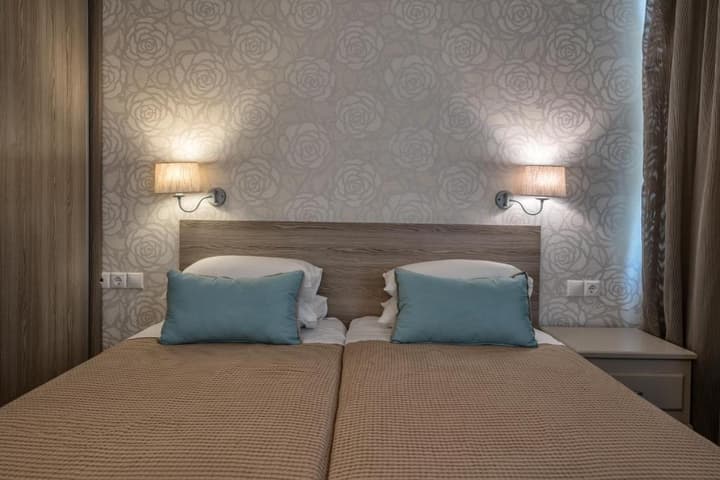 Lefkoniko Icarus Suites