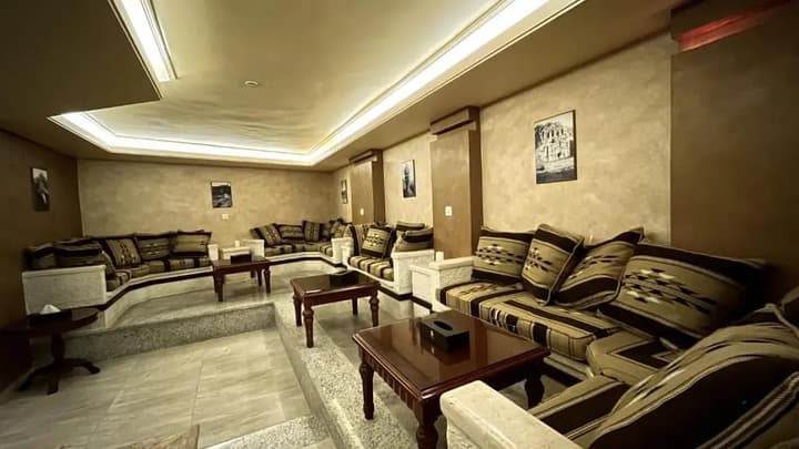 7 Wonders Hotel