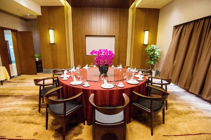 Metropark Hotel