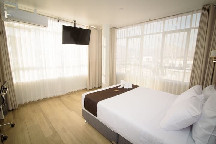 HOTEL PIEDRA SANTA - Moquegua
