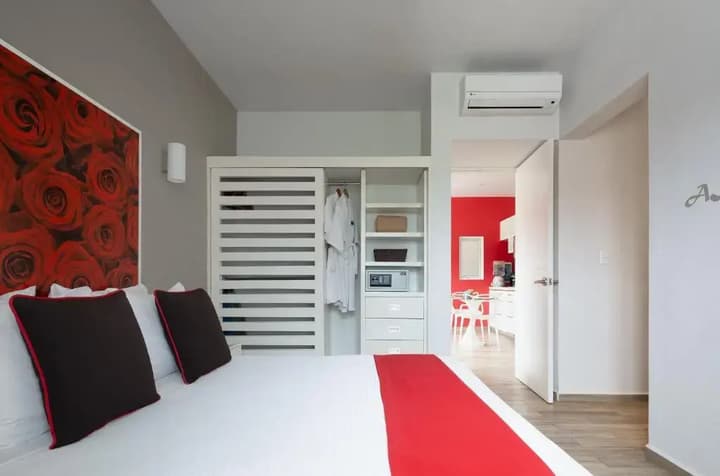 Azura Boutique Hotel