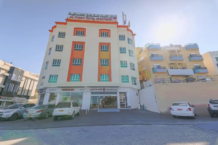 Super OYO 111 Al Thabit Hotel