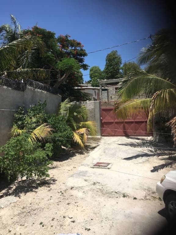 Vince's house