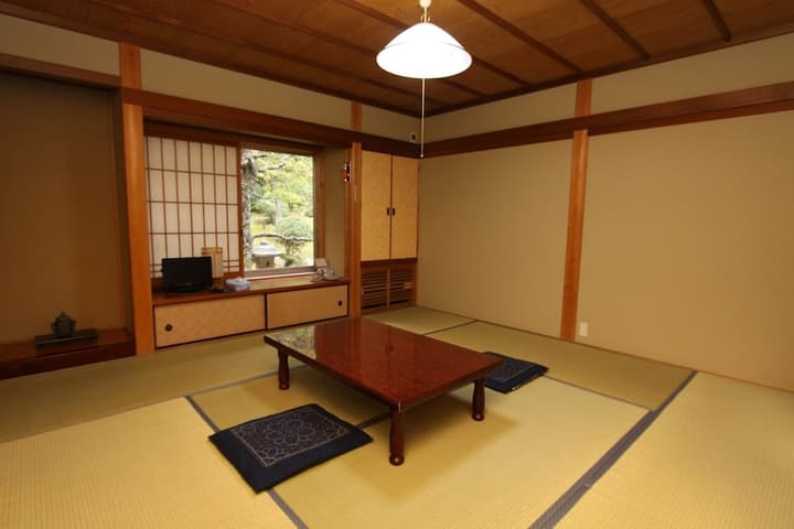 Saimonin Hotel