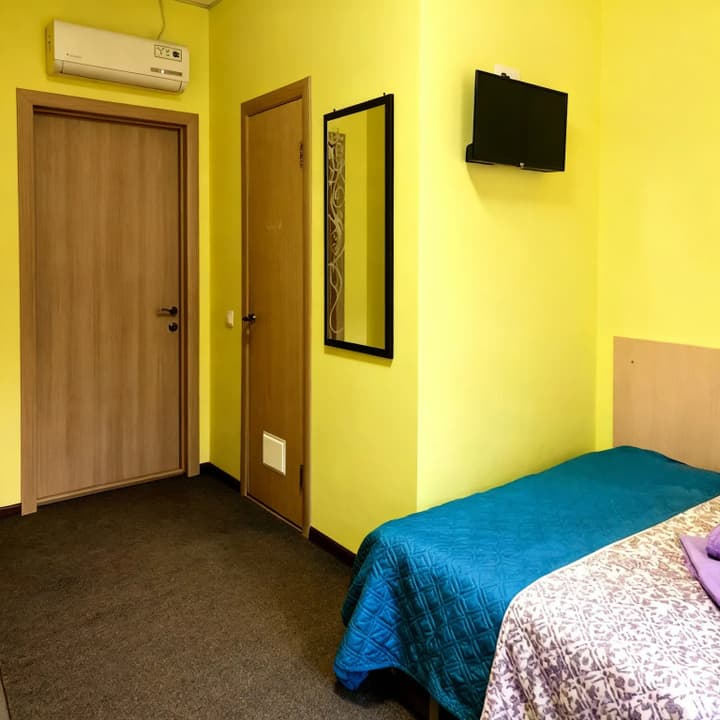 YANRUS MINI-HOTEL
