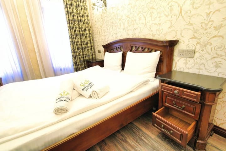 Royal Historical Boutique Hotel