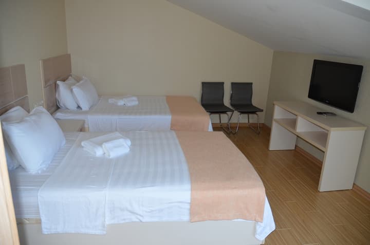 Hotel Legacy