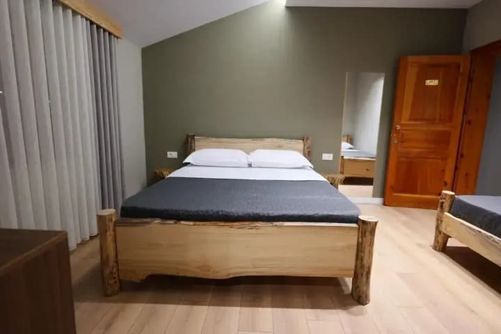 Ikona Hotel