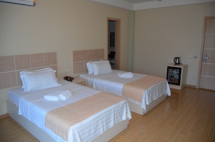 Hotel Legacy