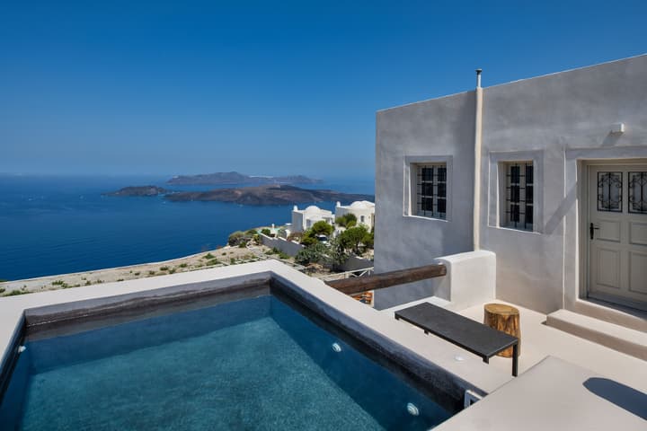Azanti Suites