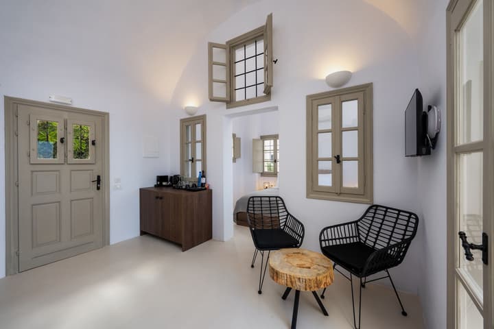 Azanti Suites
