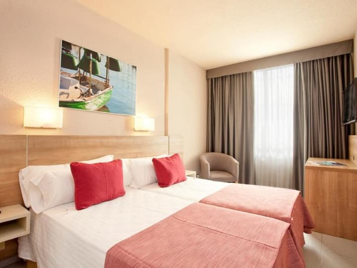 Port Eugeni Hotel