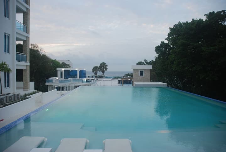 Grand Laguna Beach