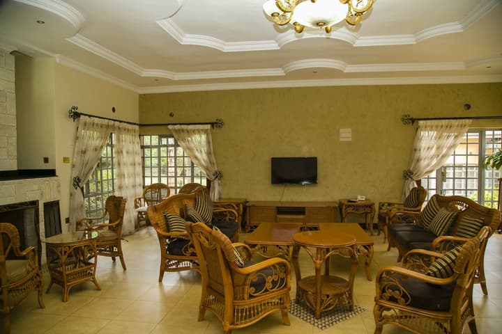 La Belle Villa