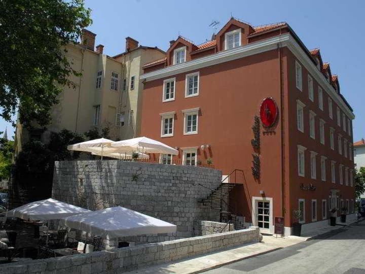 Hotel Bastion