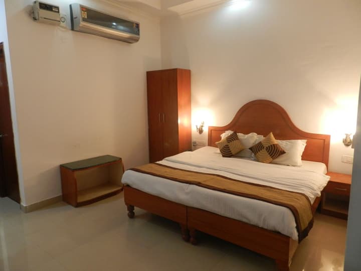 Euro Star Inn