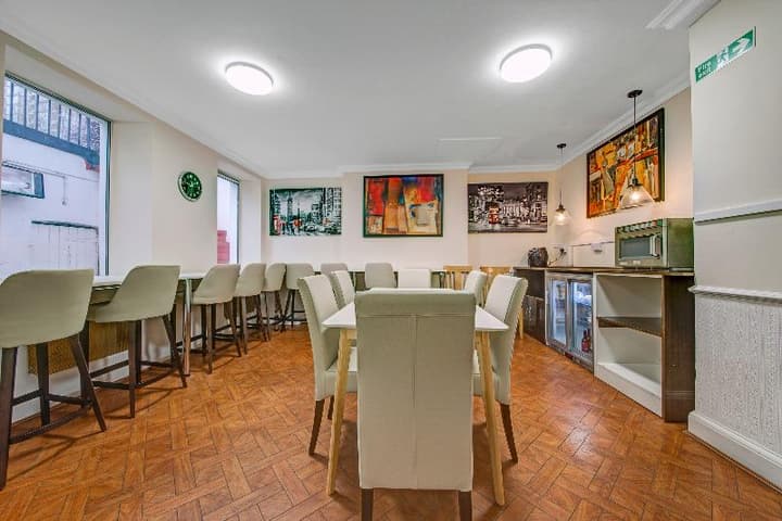 OYO London 24 Sussex