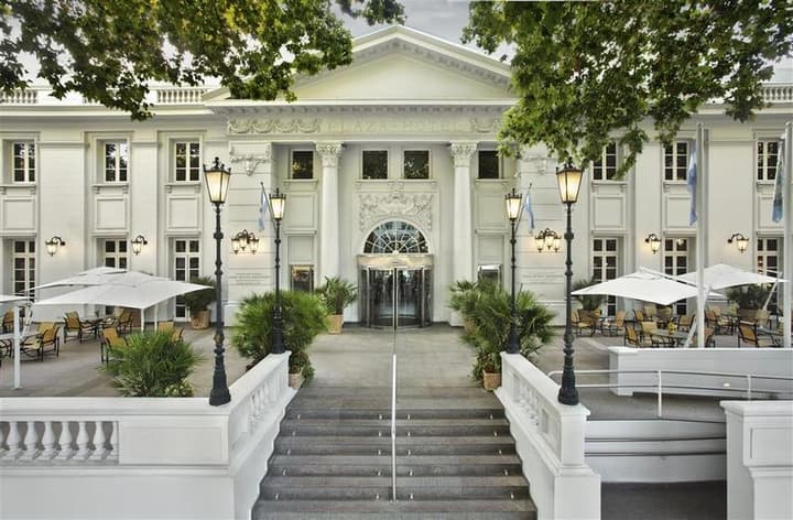 Puerto Chico Hotel