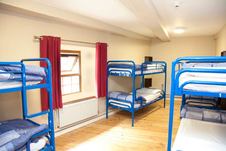 Isaacs Hostel
