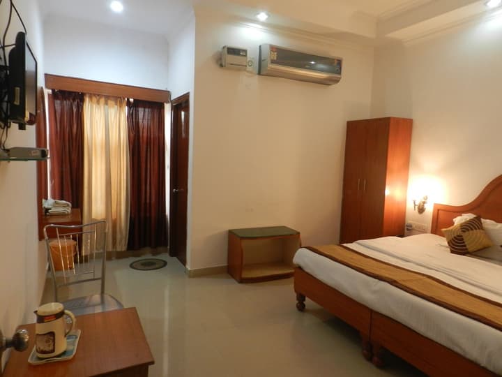 Euro Star Inn