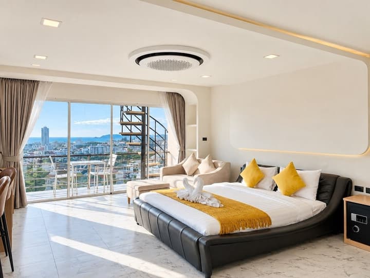 Oceanview Treasure Hotel & Residence