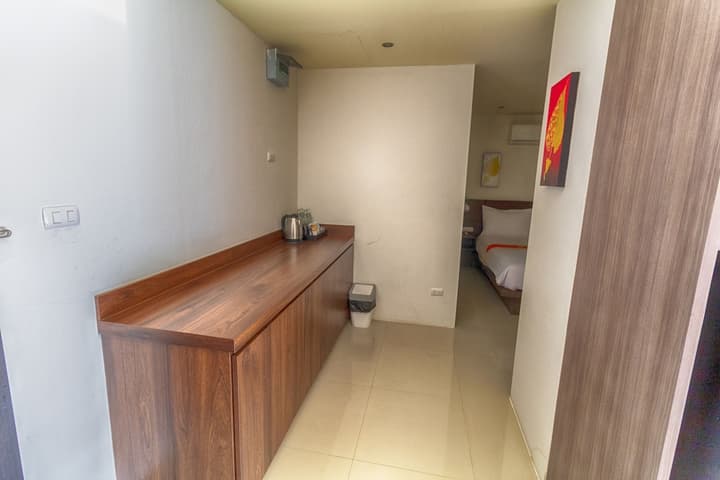 Oceanview Treasure Hotel & Residence
