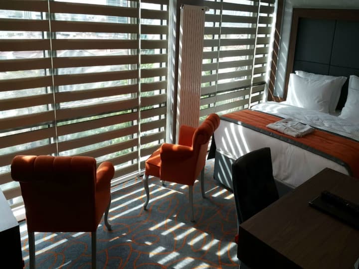 Onyx Business Hotel