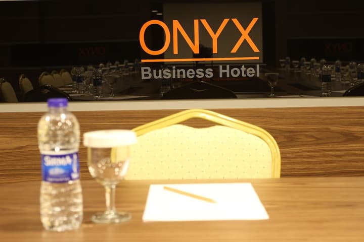 Onyx Business Hotel