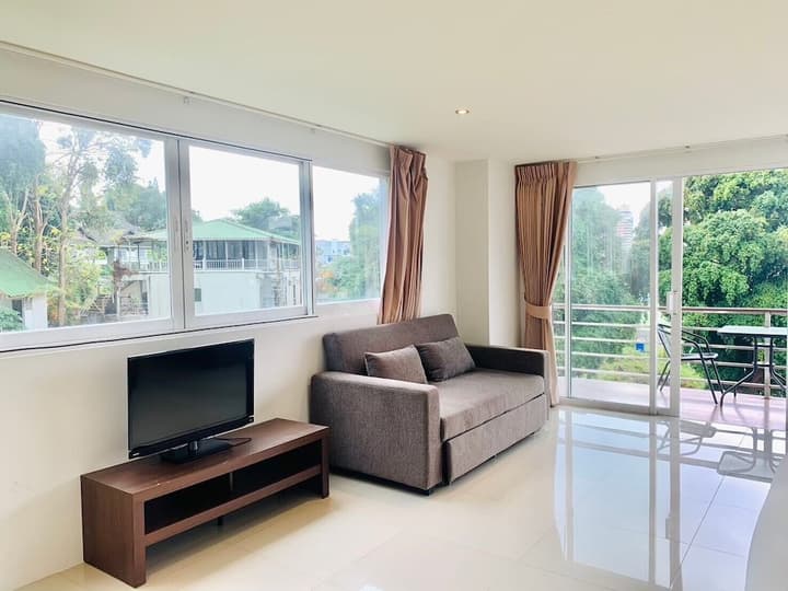 Oceanview Treasure Hotel & Residence