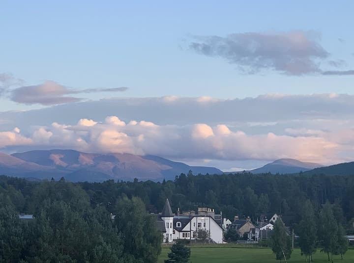 Carrbridge Hotel