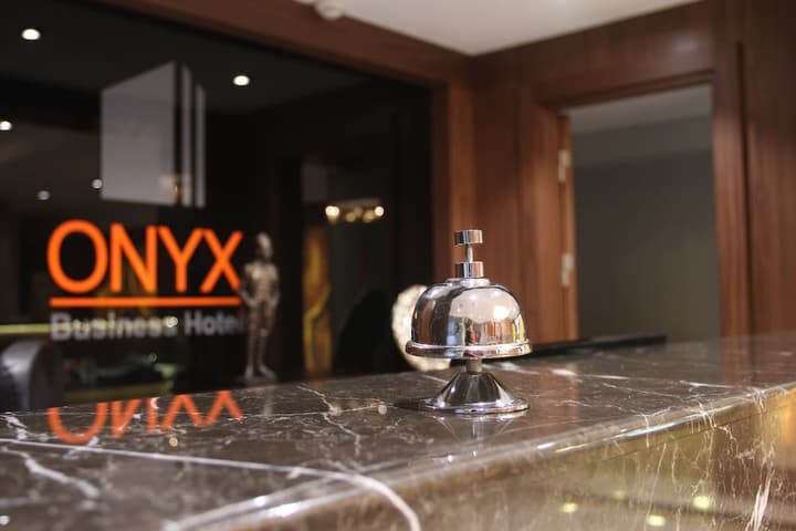 Onyx Business Hotel
