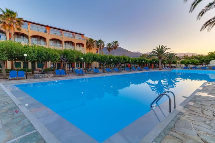 Mare Monte Beach Hotel