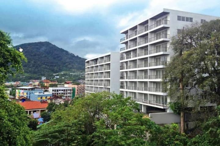 Oceanview Treasure Hotel & Residence