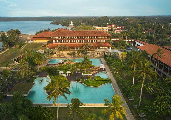 Cinnamon Bentota Beach Signature Selection