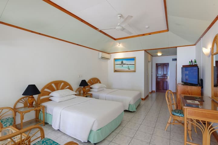 Sun Island Villa Park - Transfer Volo domestico + Barca Veloce Incluso - Airone Selection