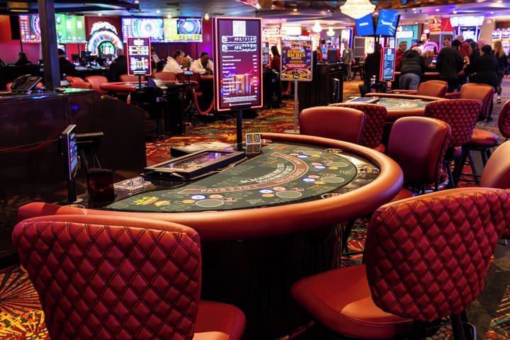 Plaza Hotel & Casino